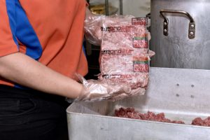 For more than a year, FransGlobal tested the beef produced at the Emprosur plant in Coamo to various taste and cooking tests.